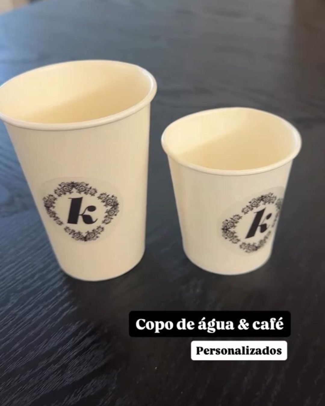 Copos de papel para água e café personalizados com logótipo