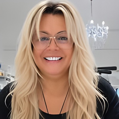 Maria Pereira, hairstylist do Salão Brasil